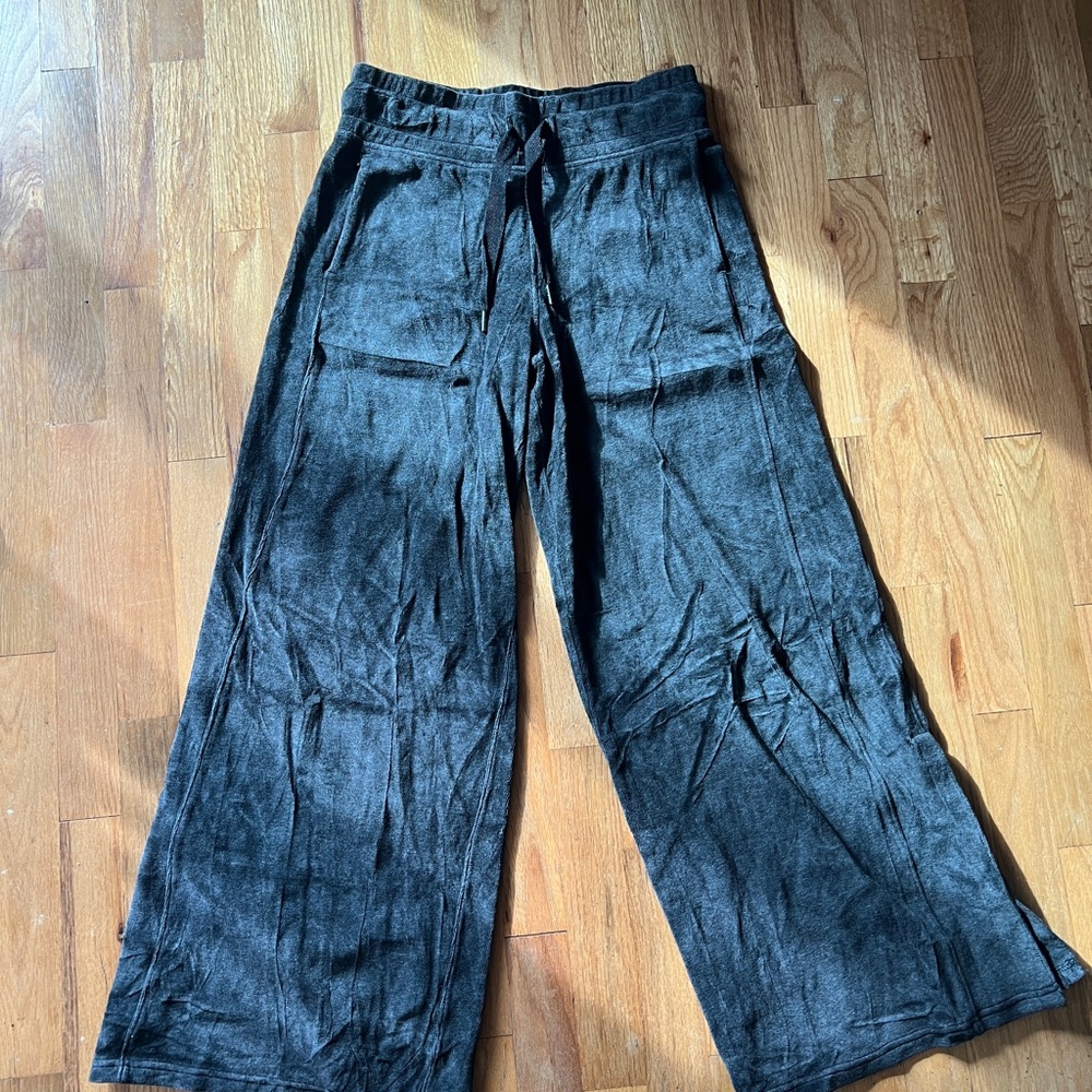 Lululemon Wide-Leg Pants